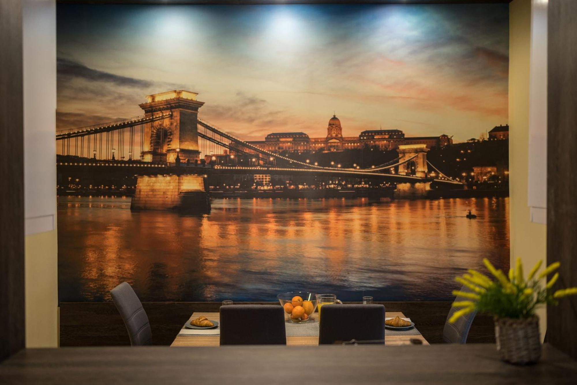 Exlcusive & City Central Located Suite By Prestige Homes Budapest Kültér fotó