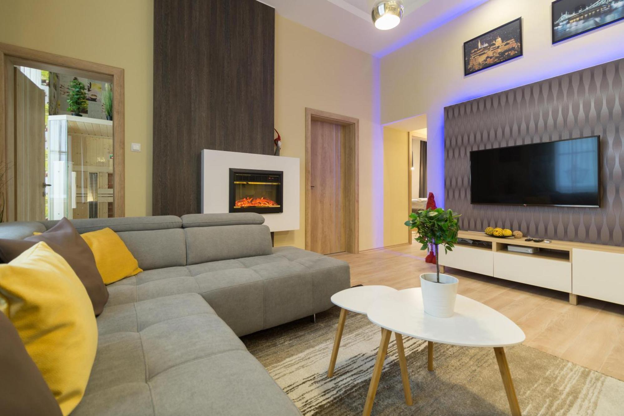 Exlcusive & City Central Located Suite By Prestige Homes Budapest Kültér fotó