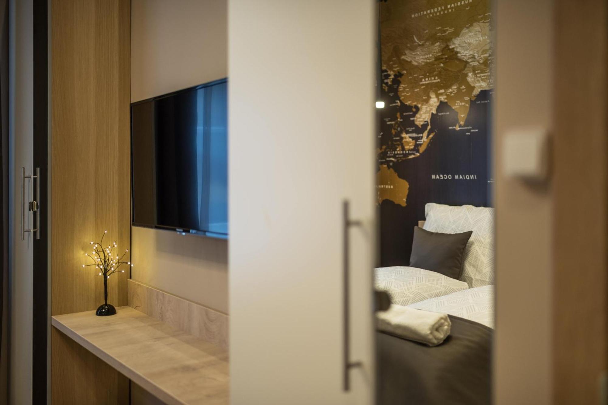 Exlcusive & City Central Located Suite By Prestige Homes Budapest Kültér fotó