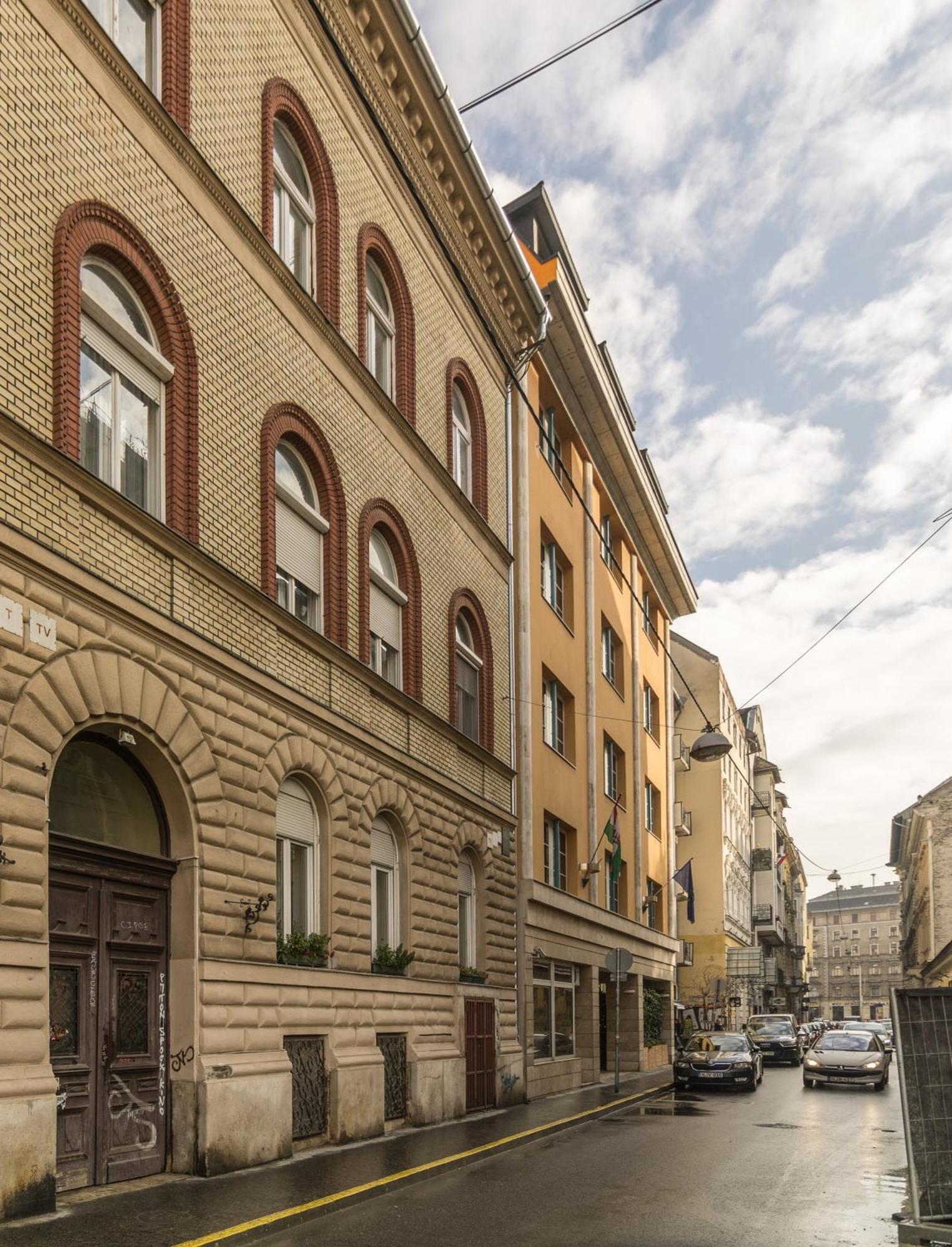 Exlcusive & City Central Located Suite By Prestige Homes Budapest Kültér fotó