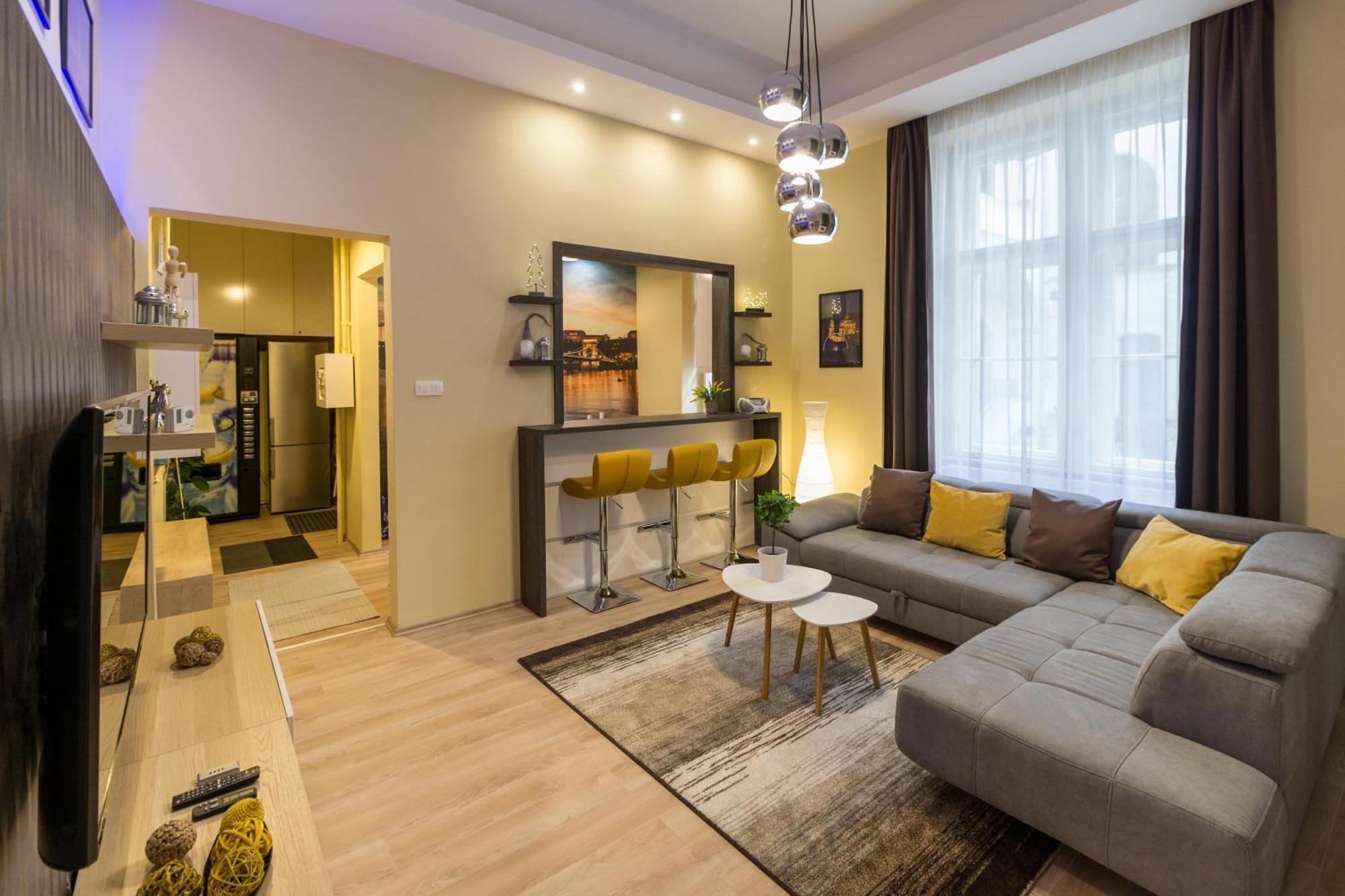 Exlcusive & City Central Located Suite By Prestige Homes Budapest Kültér fotó