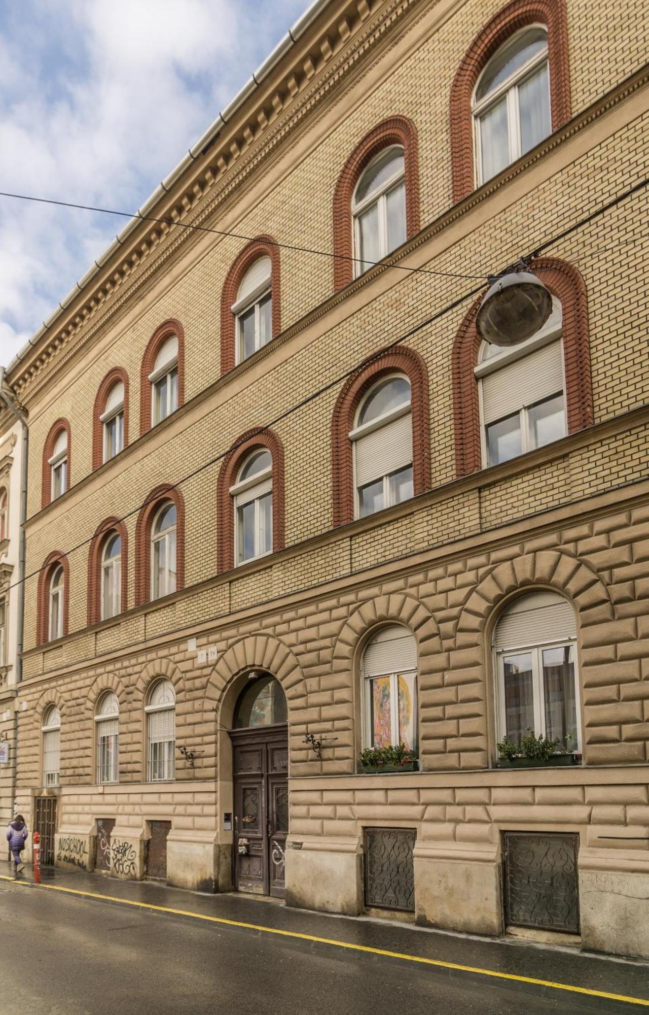 Exlcusive & City Central Located Suite By Prestige Homes Budapest Kültér fotó